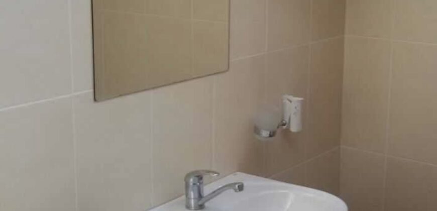 Inchiriere apartament 2 camere la casa, mobilat și utilat, în Gruia
